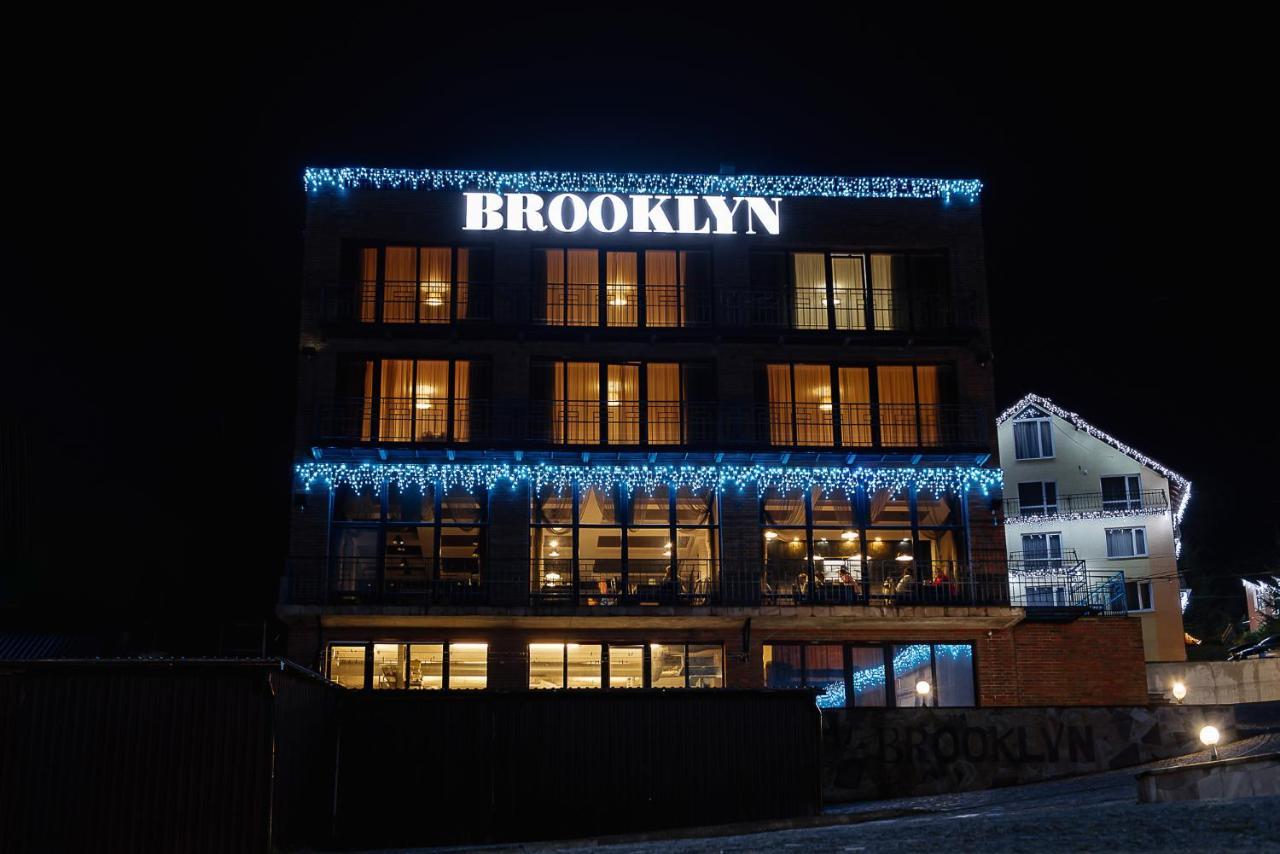 Brooklyn Hotell Jablunytsja Eksteriør bilde